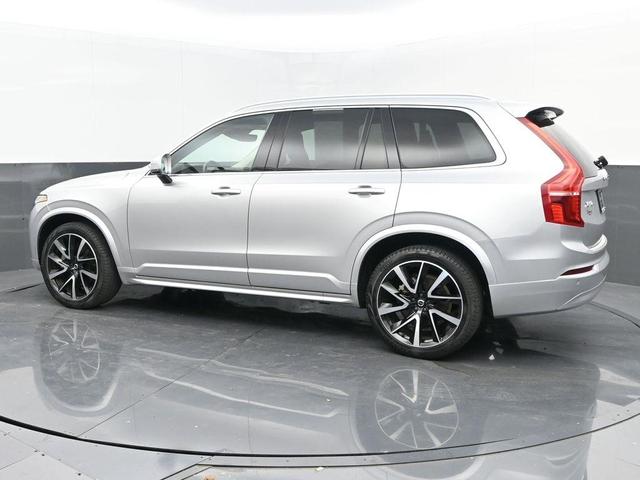 2022 volvo xc90 t6 momentum 7 passenger