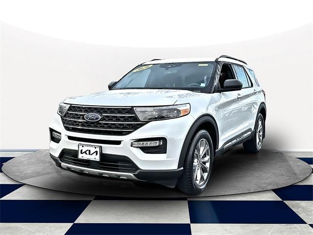 2020 ford explorer xlt