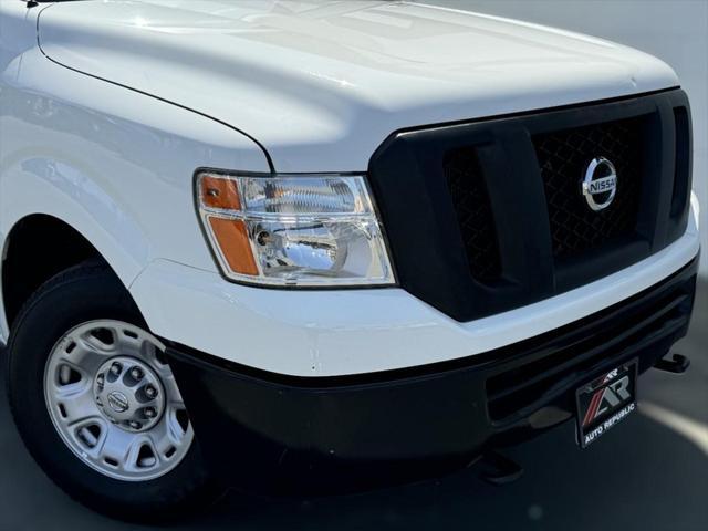 2019 nissan nv cargo nv2500 hd sv v8