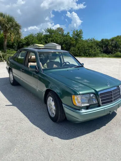 1994 mercedes-benz e420 sedan green rwd automatic 420