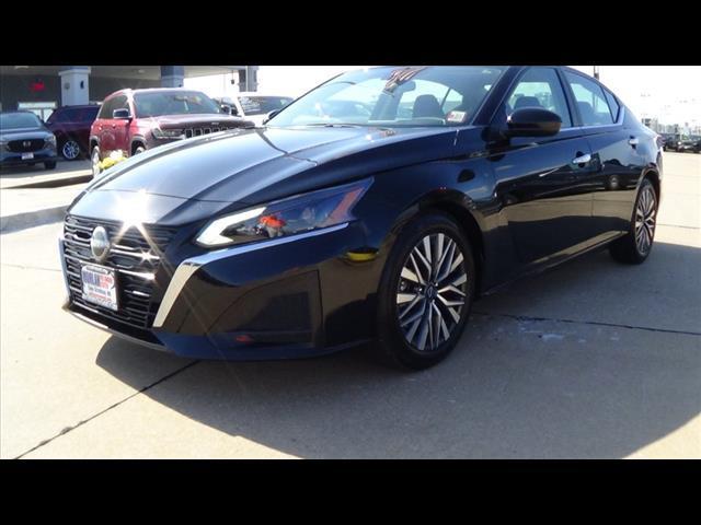 2023 nissan altima 2.5 sv