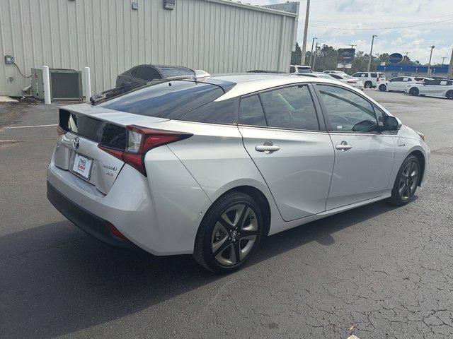 2020 toyota prius l