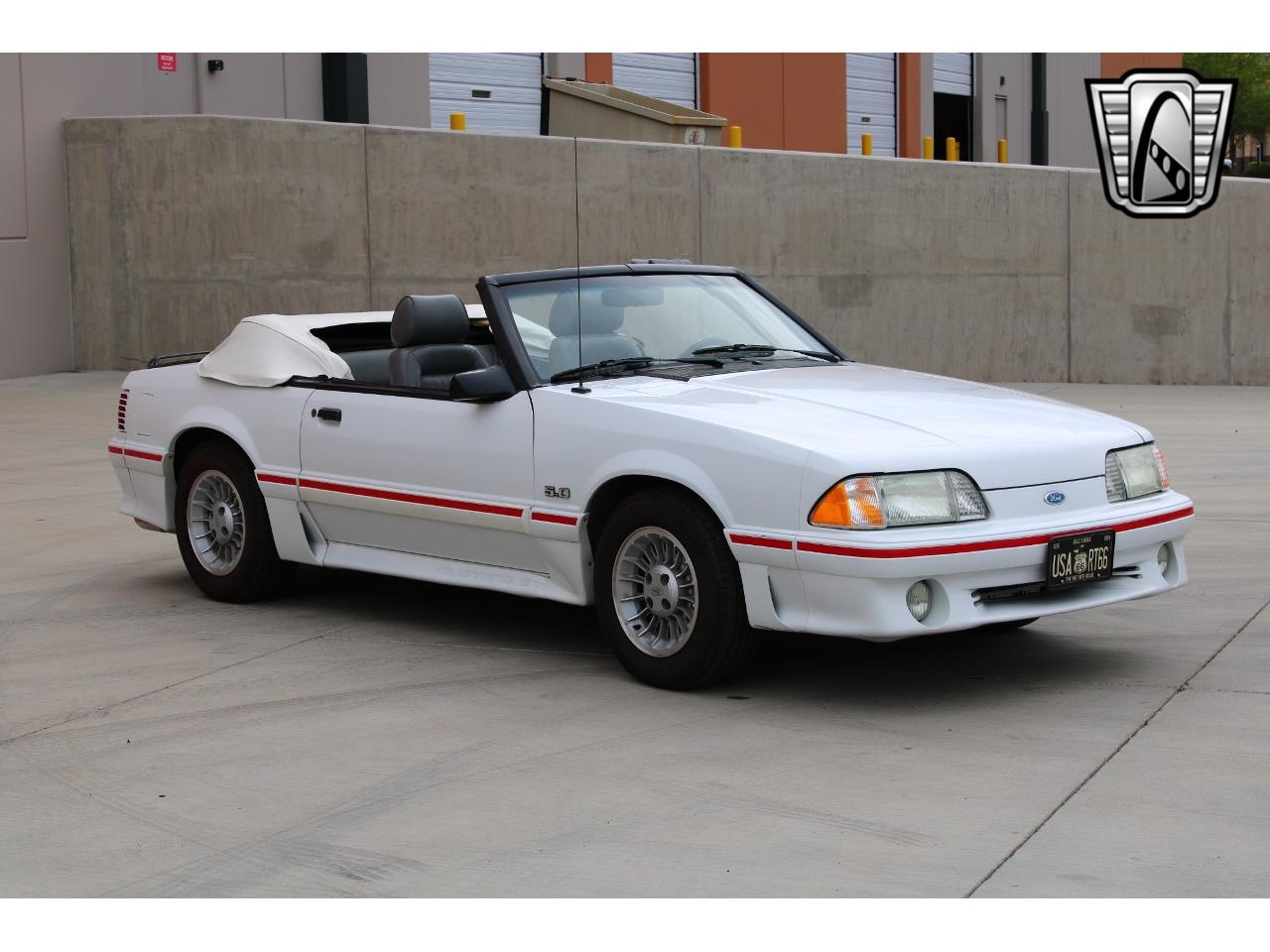 1987 ford mustang