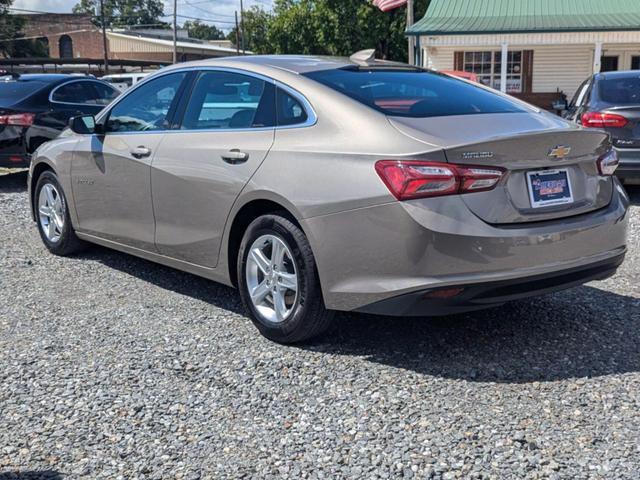 2022 chevrolet malibu fwd lt