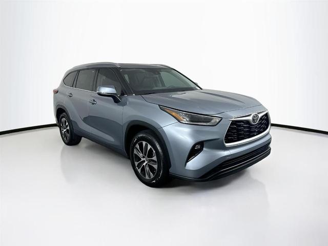 2021 toyota highlander xle