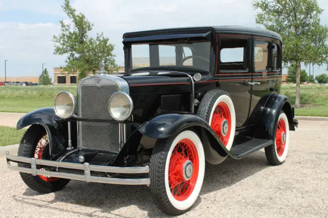 1930 chevrolet series ad 4 door sedan (professional frame off restored)