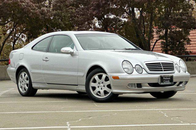 2001 mercedes-benz clk-class 320
