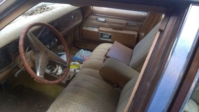 pontiac bonneville 1979 brougham
