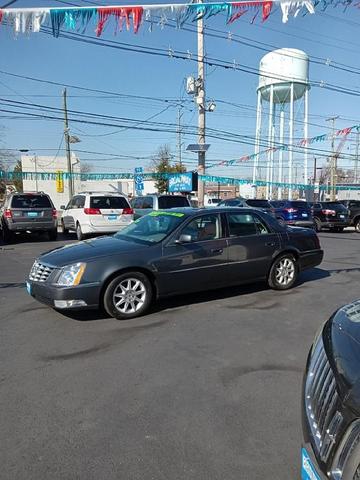 2011 cadillac dts luxury