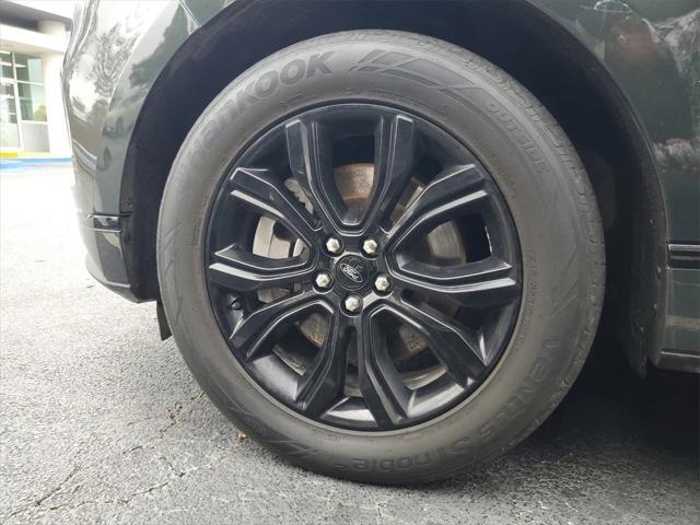 2022 ford edge se