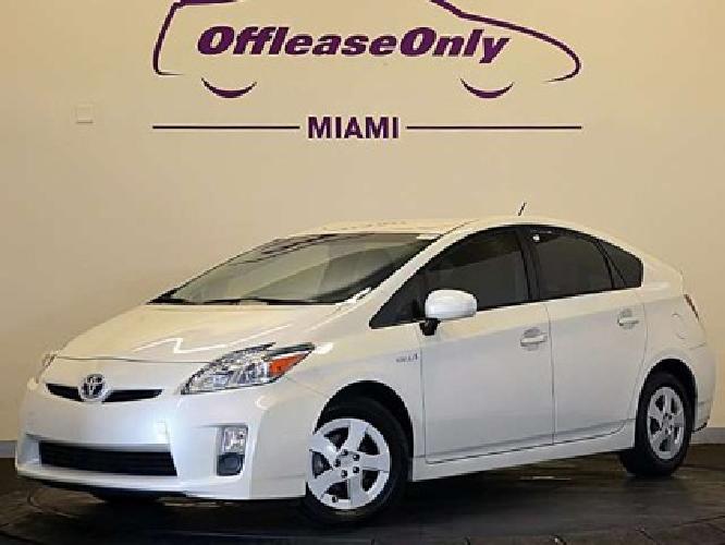 2010 toyota prius hybrid hatchback in miami, fl