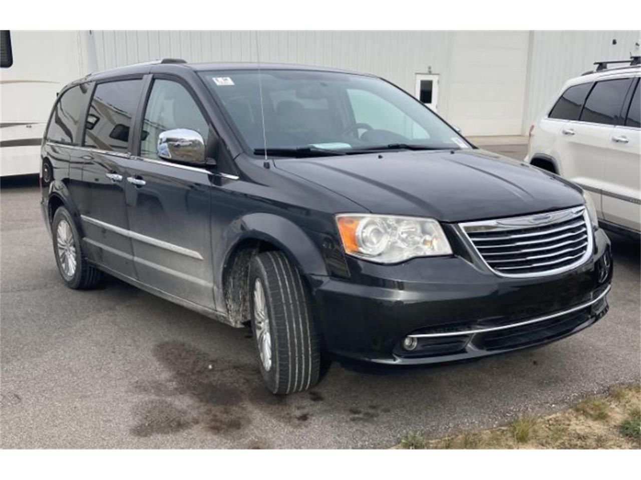 2012 chrysler town & country