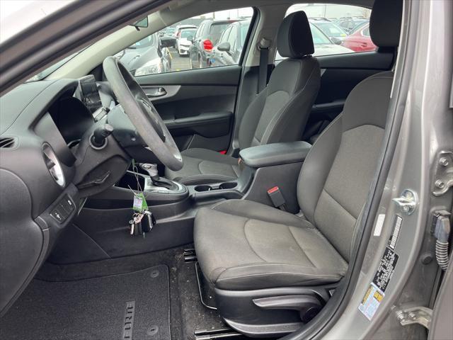 2022 kia forte lxs
