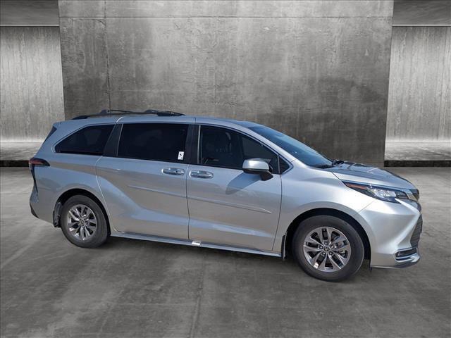 2022 toyota sienna xle