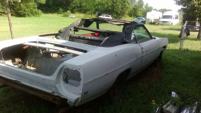 1969 ford galaxie xl convertiblegalaxie xl 70,000 miles runs drives new gas tank