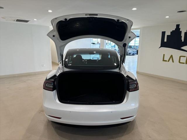 2018 tesla model 3 mid range