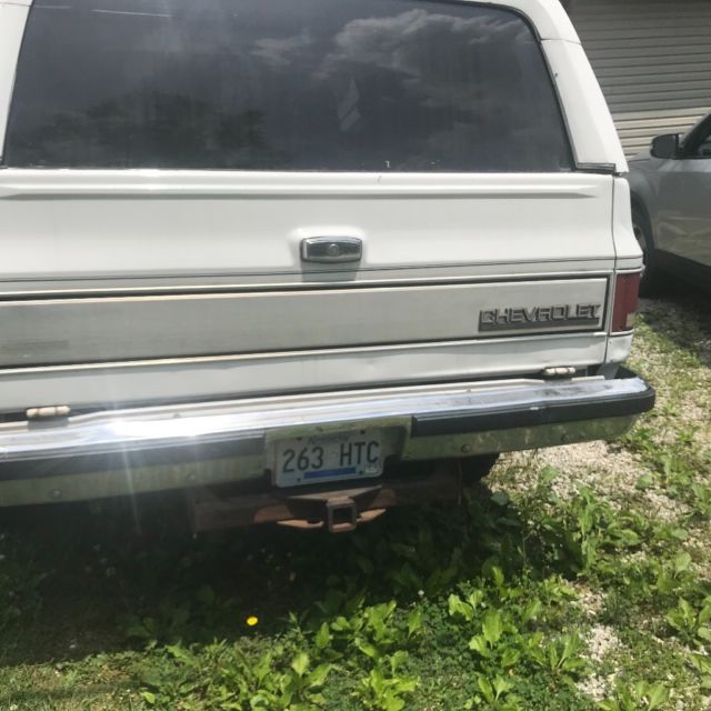 305 motor in it. 90000 miles on the body, not sure on the motor. runs good