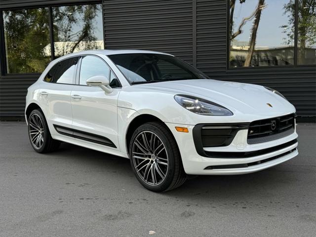 2024 porsche macan base