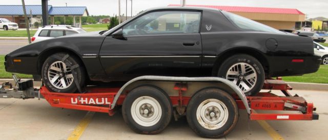 one registered owner/43k original miles/5-speed manual/6-cylinder/black on gray