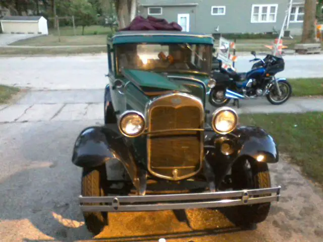 1930 model a ford briggs sedan