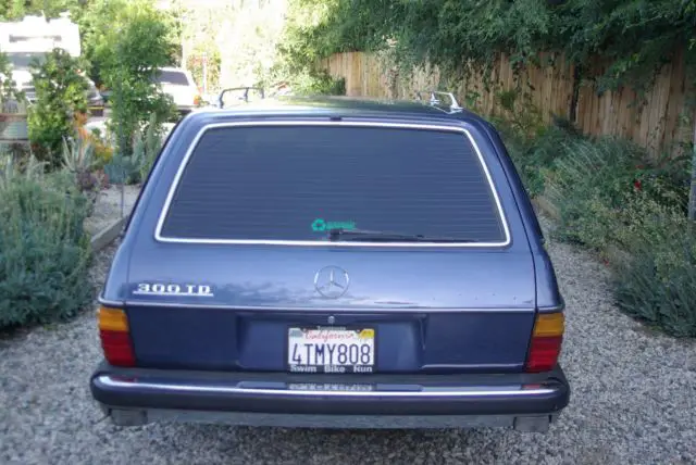 classic 1980 300td turbo mercedes wagon w123 runs on diesel or biodiesel