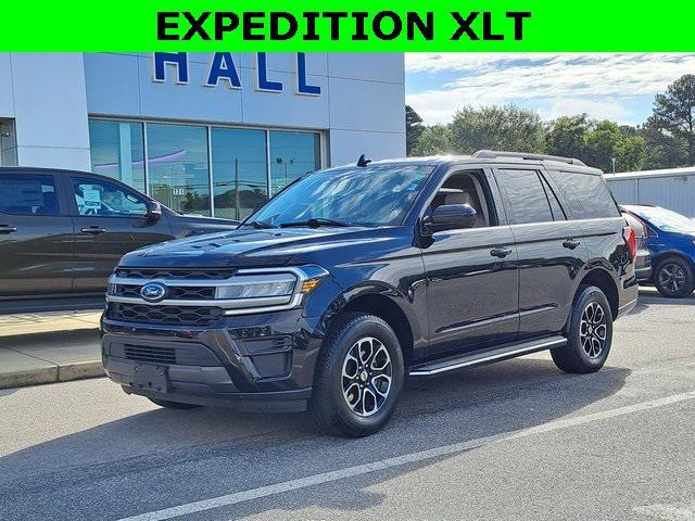 2022 ford expedition xlt
