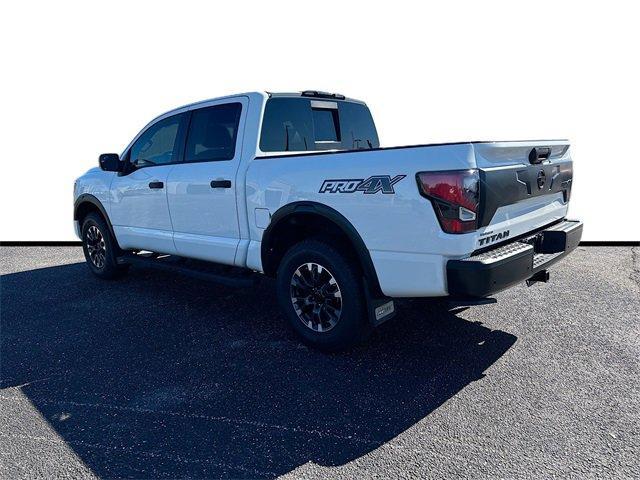 2023 nissan titan pro-4x