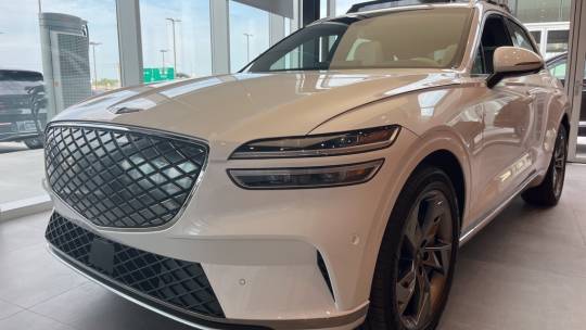 2025 Genesis GV70
