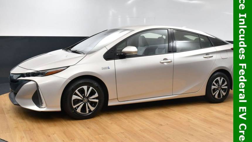 2018 toyota prius prime plus