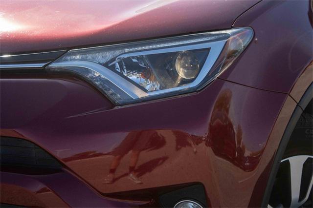 2018 toyota rav4 t mulliner