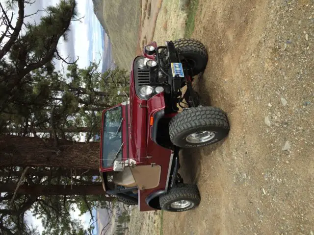 1982 jeep cj7 chevy vortec v8, 400 trans, professionally built