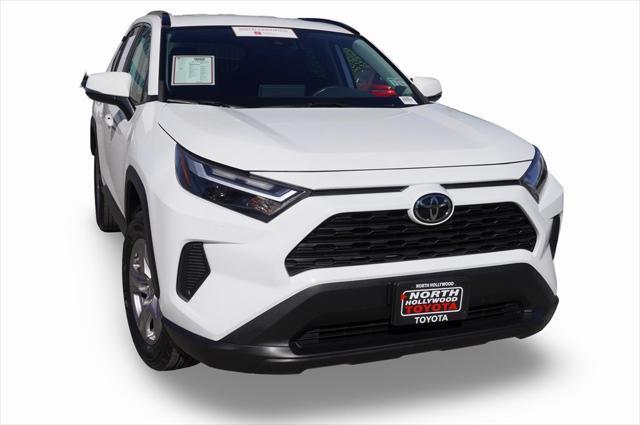 2022 toyota rav4 xle