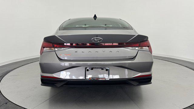 2021 hyundai elantra se