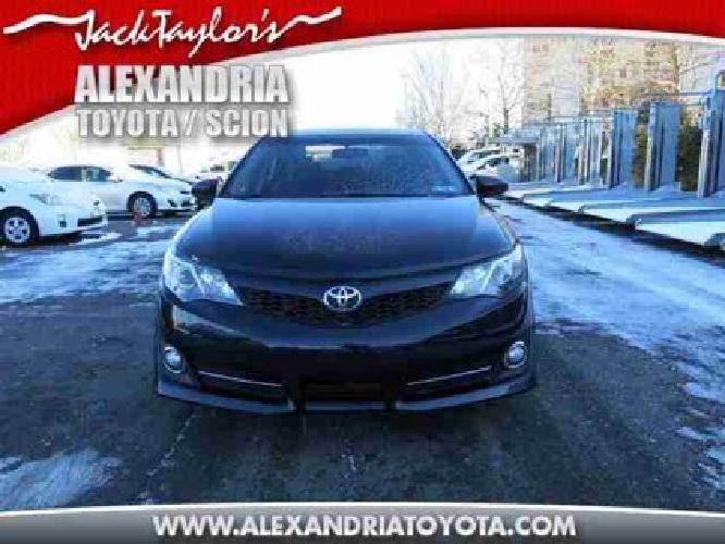 2012 toyota camry se in alexandria, va