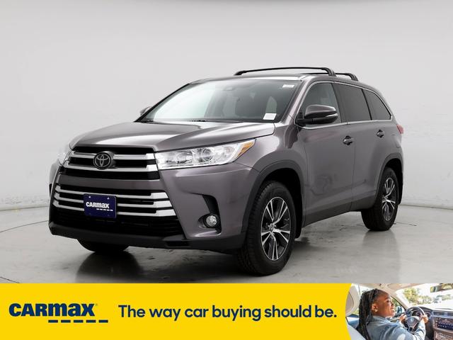 2019 toyota highlander le plus