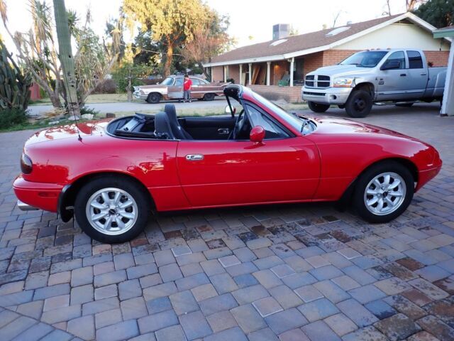 1991 mazda miata mx-5 convertible, super nice, one owner, low mileage arizona
