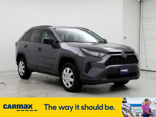 2021 toyota rav4 le