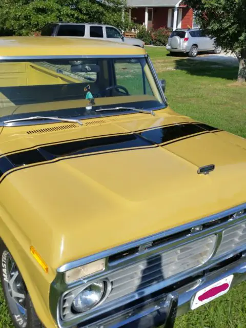 390 v8 1975 ford f150 pickup truck vintage excellent used condition explorer
