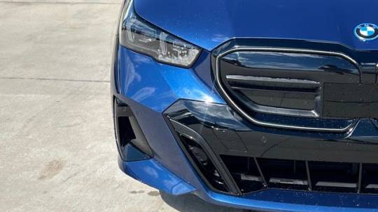 2024 BMW i5