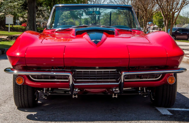 1967 corvette "pro classic" show quality car