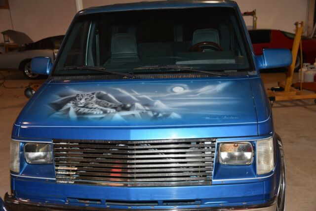 chevrolet astro van 4.3l v6 blue 1989 custom paint and artwork