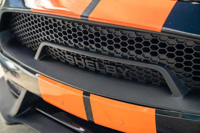 2020 ford shelby gt500 base
