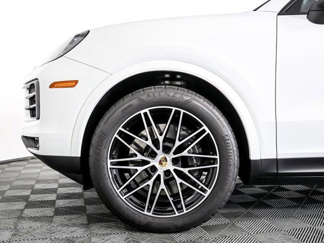 2024 porsche cayenne awd