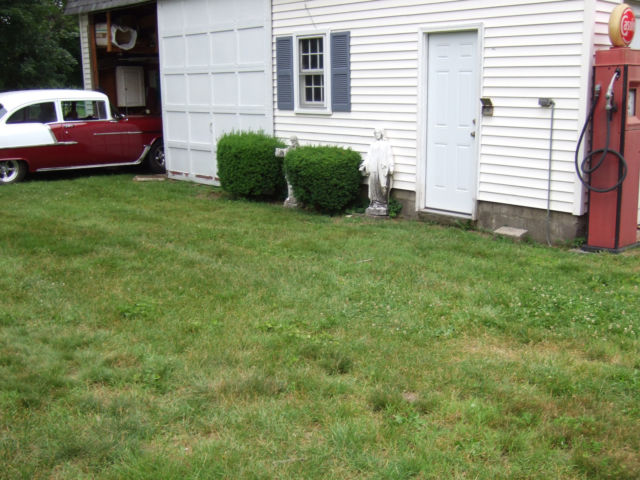 garaged,no rust,good on gas, p/s, front sway bar, excellent paint,notears