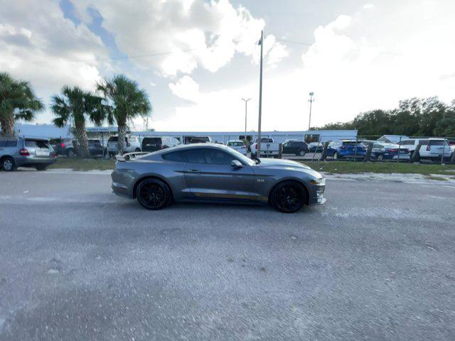2022 ford mustang gt premium