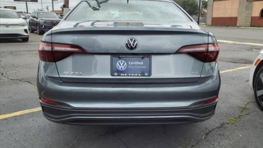 2022 volkswagen jetta se