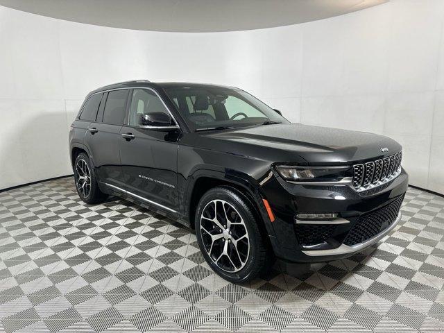 2022 jeep grand cherokee summit