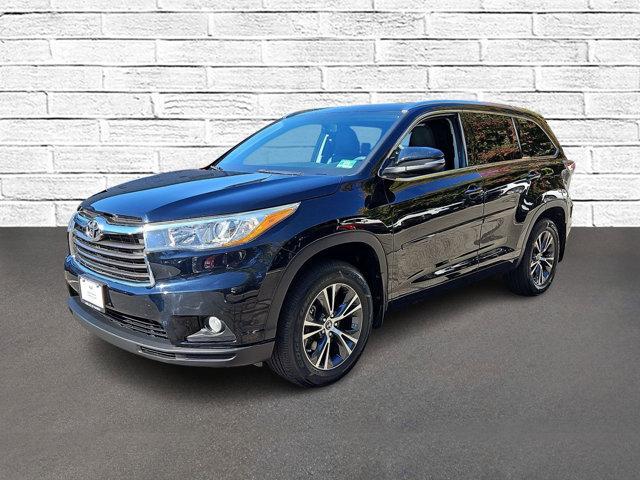 2016 toyota highlander xle