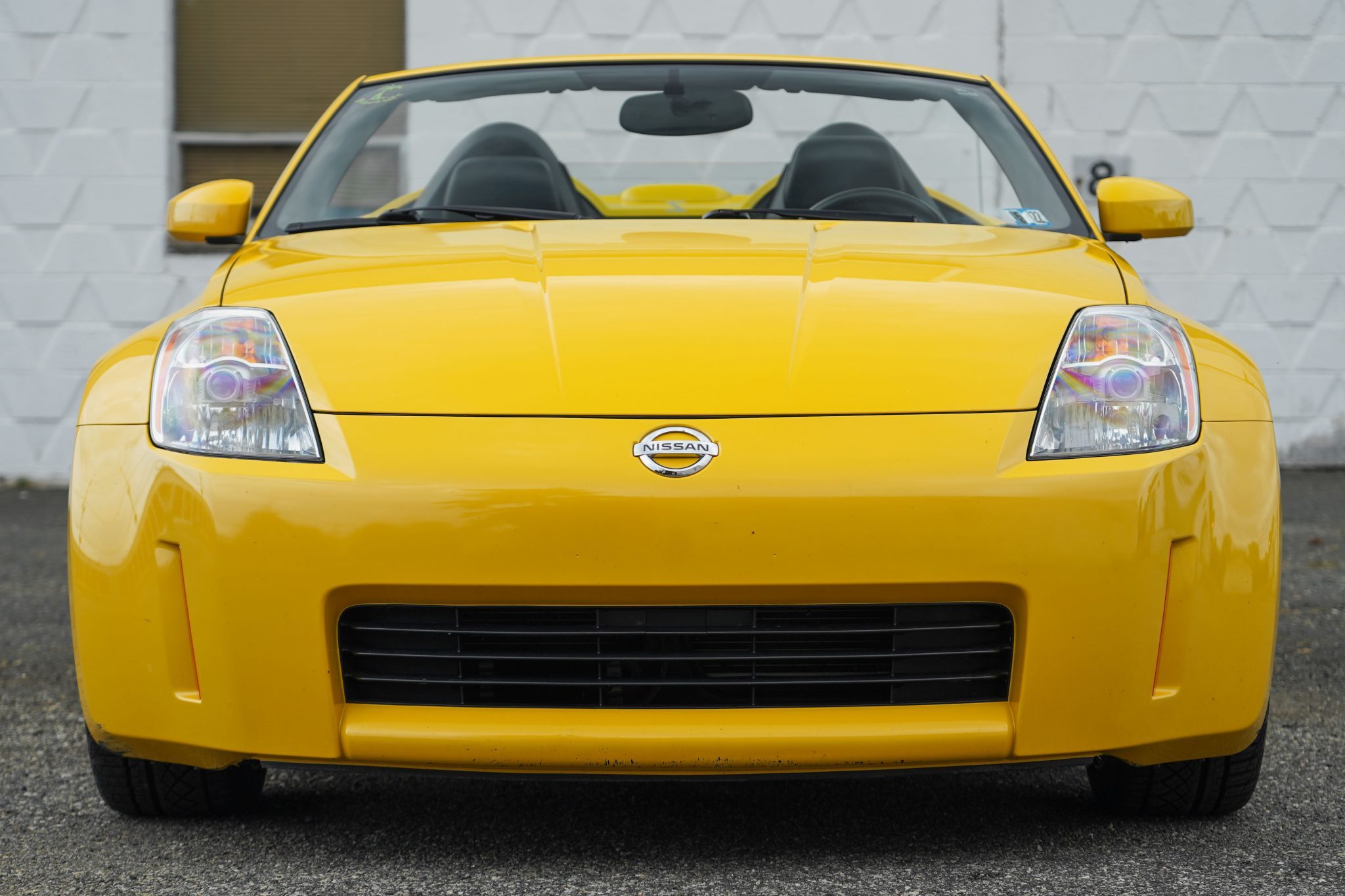 2005 nissan 350z touring roadster 6-speed