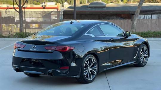 2017 Infiniti Q60